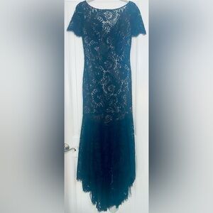 THEIA COUTURE S/S LACE GOWN IN NAVY LACE/ NUDE UDERLAY